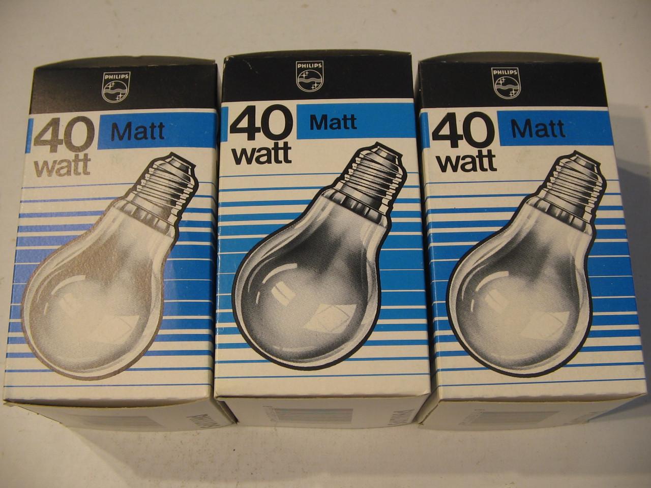 GLOEILAMPEN 40 Watt, 100 Watt en 150 Watt.