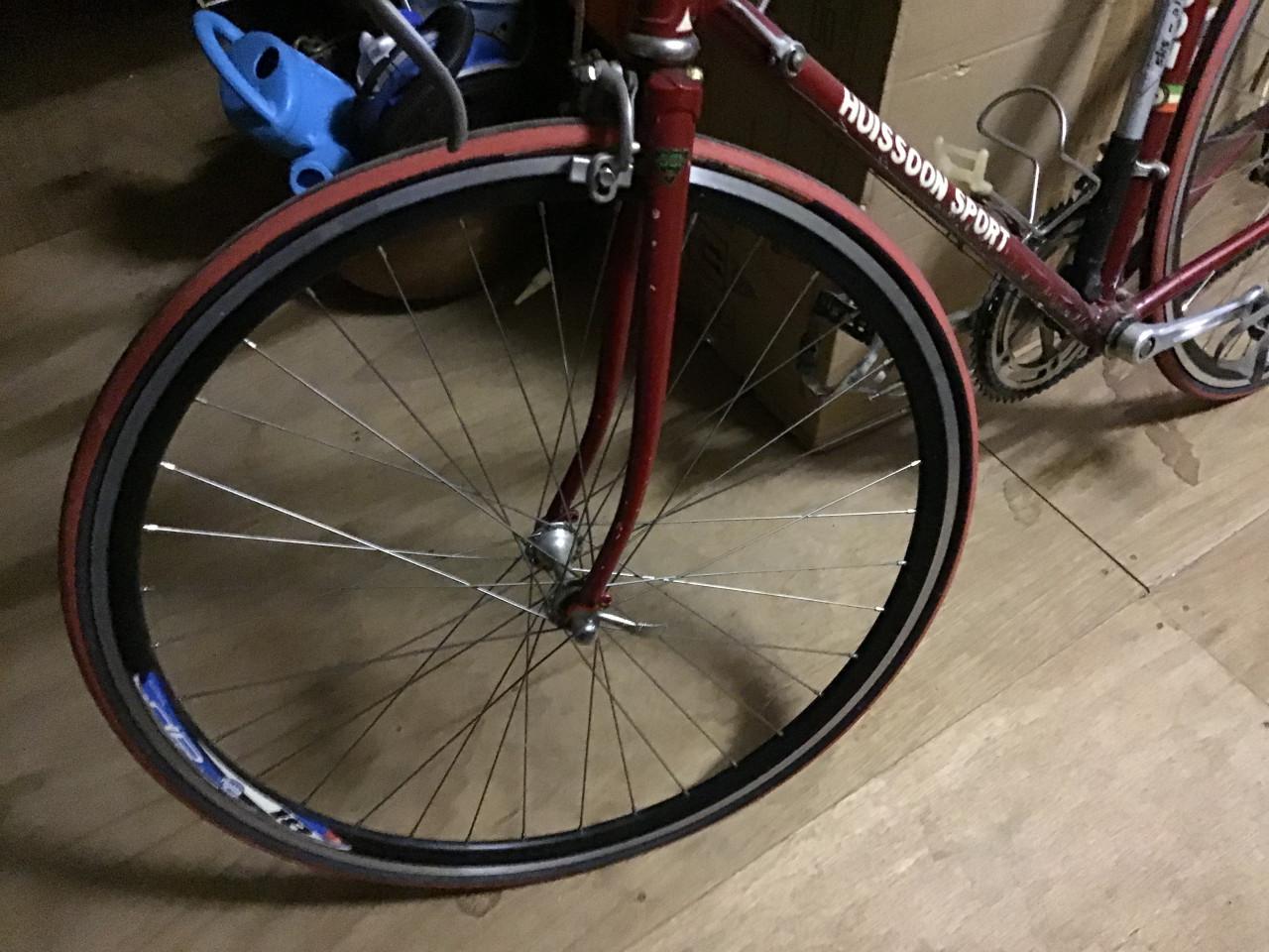 Retro aluminium racefiets van Huissoon in Goes/Kloetinge