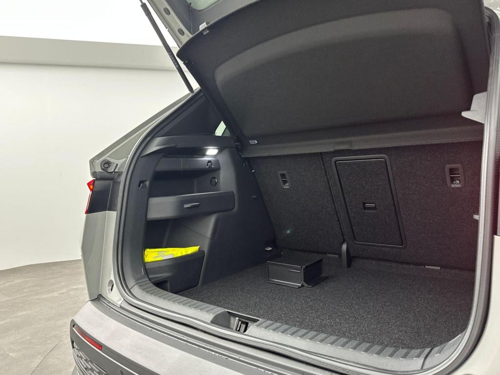 Skoda Onbekend sportline elektromotor 150 kw / 204 pk suv elektri