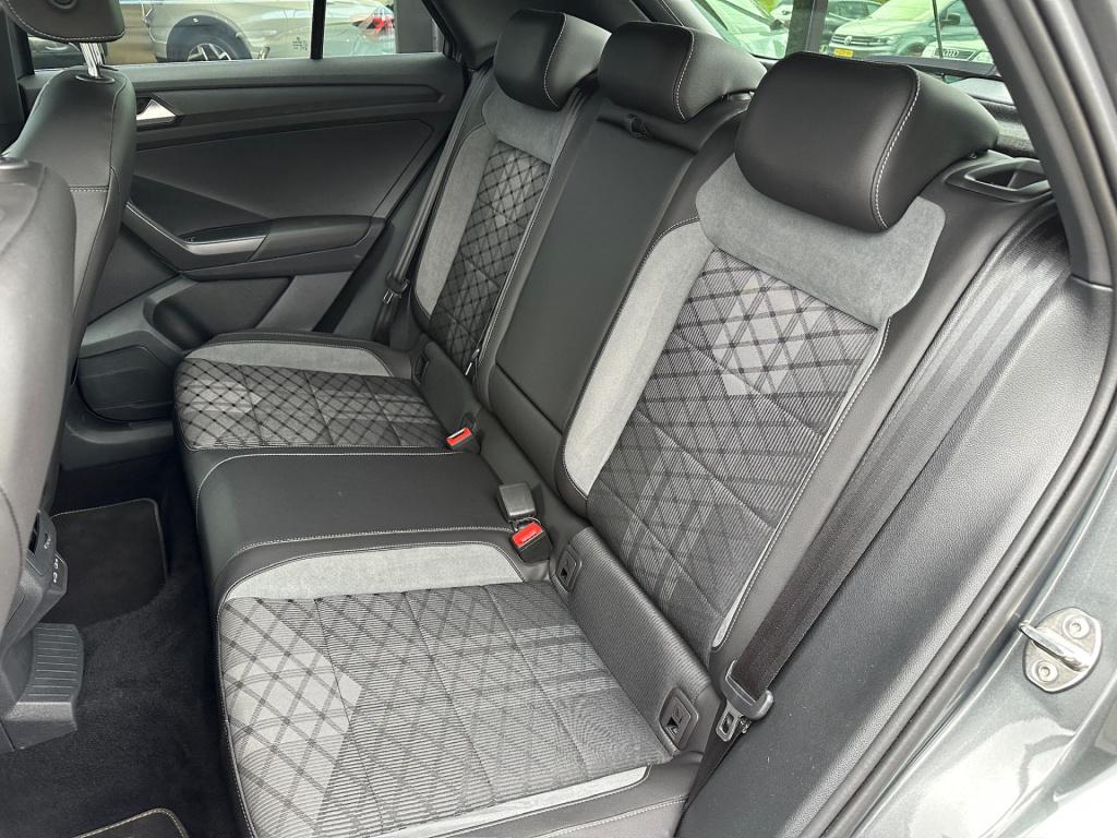 Volkswagen T-roc 1.5 tsi 150pk dsg r-line | camera | keyless | elek. achter
