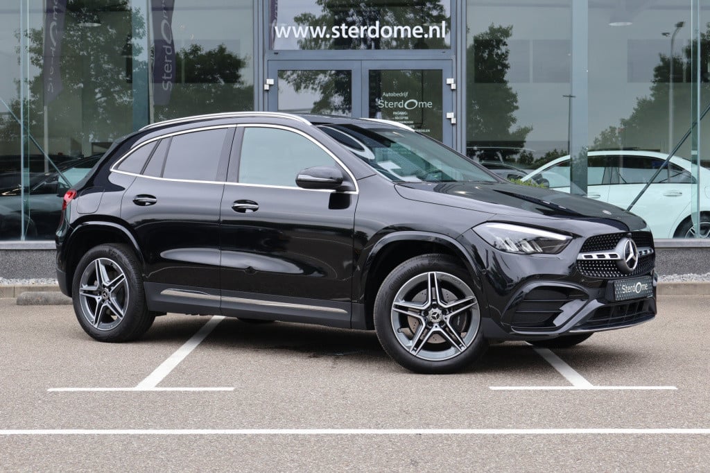 Mercedes-Benz Gla-klasse 250 e edition amg line l facelift l panoramadak l 