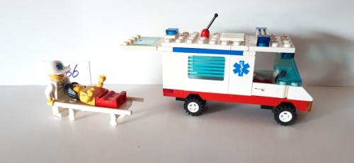 Lego 6666 Classic ziekenhuis: ambulance