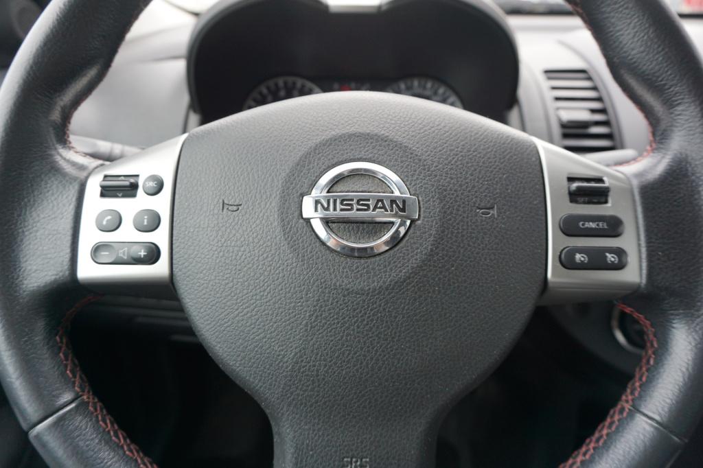 Nissan Note 1.6 tekna airco / navi / cruise / parkeersens. / trekhaak / eek