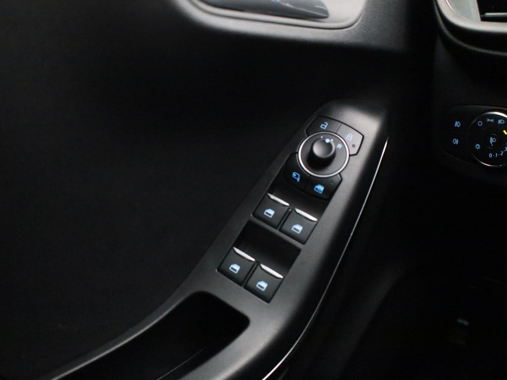 Ford Puma 1.0 ecoboost hybrid titanium | climate control | cruise control |