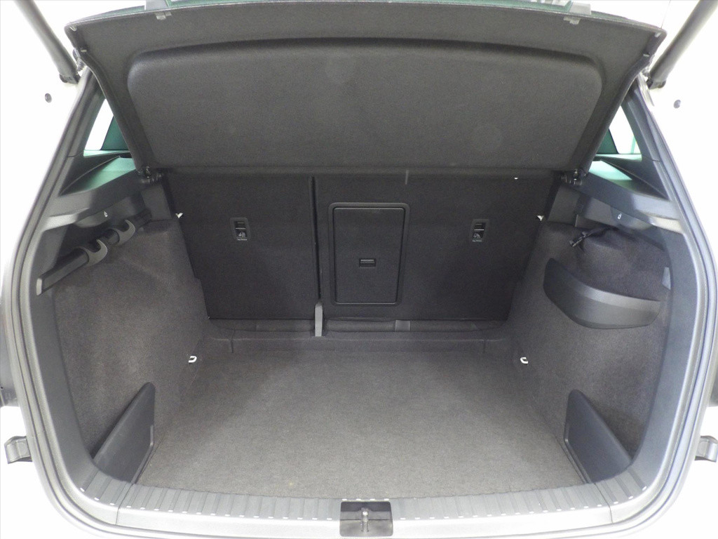 Skoda Karoq 1.5 tsi greentech act150pk sportline business