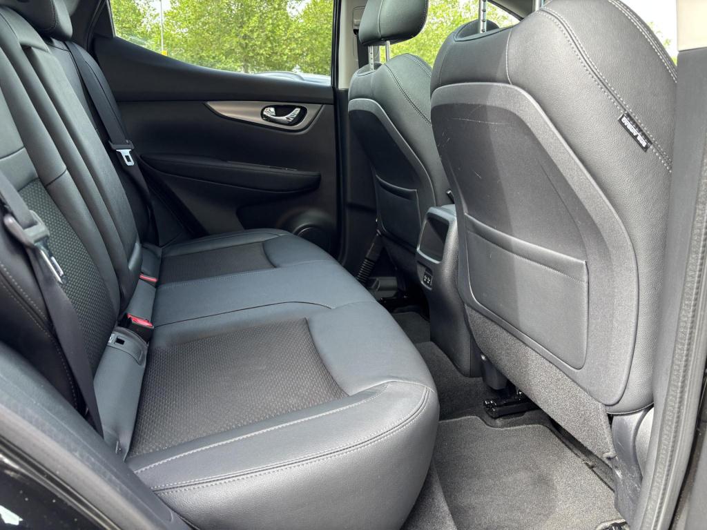 Nissan Qashqai 1.3 dig-t tekna