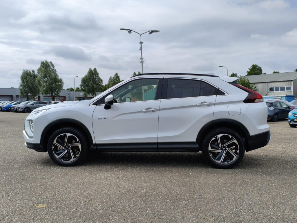 Mitsubishi Eclipse Cross 2.4 phev intense+