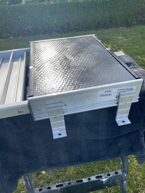 Thule, uitschuifbare opstapje camper/caravan