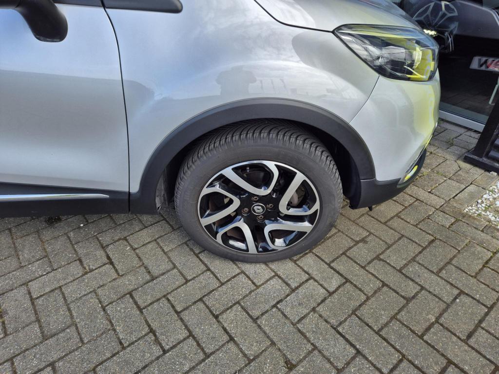 Renault Captur tce 120 edc automaat dynamique all season banden, camera, tr