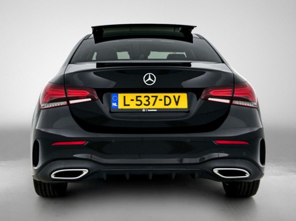 Mercedes-Benz A-Klasse 180 business solution amg | panoramadak | sfeerverli