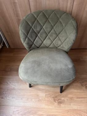 Velvet stoeltje, zacht groen , houten pootjes