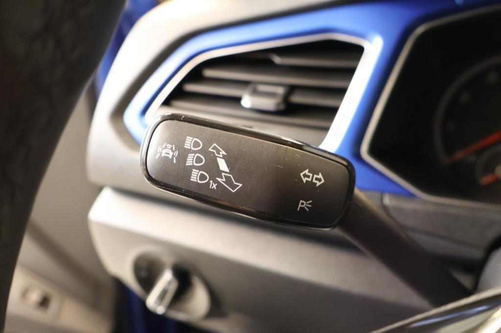 Volkswagen T-roc 1.0 tsi style nl auto, acc, panoramadak, all season, carpl