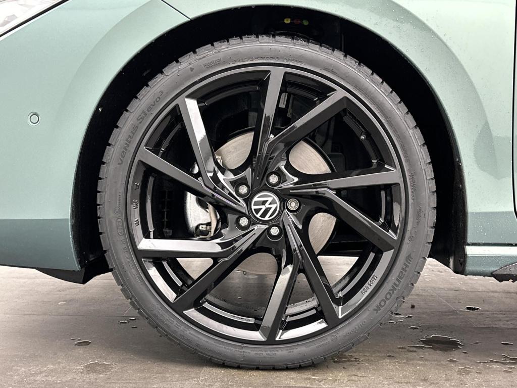 Volkswagen Passat variant 1.5 etsi r-line business dsg7 150pk