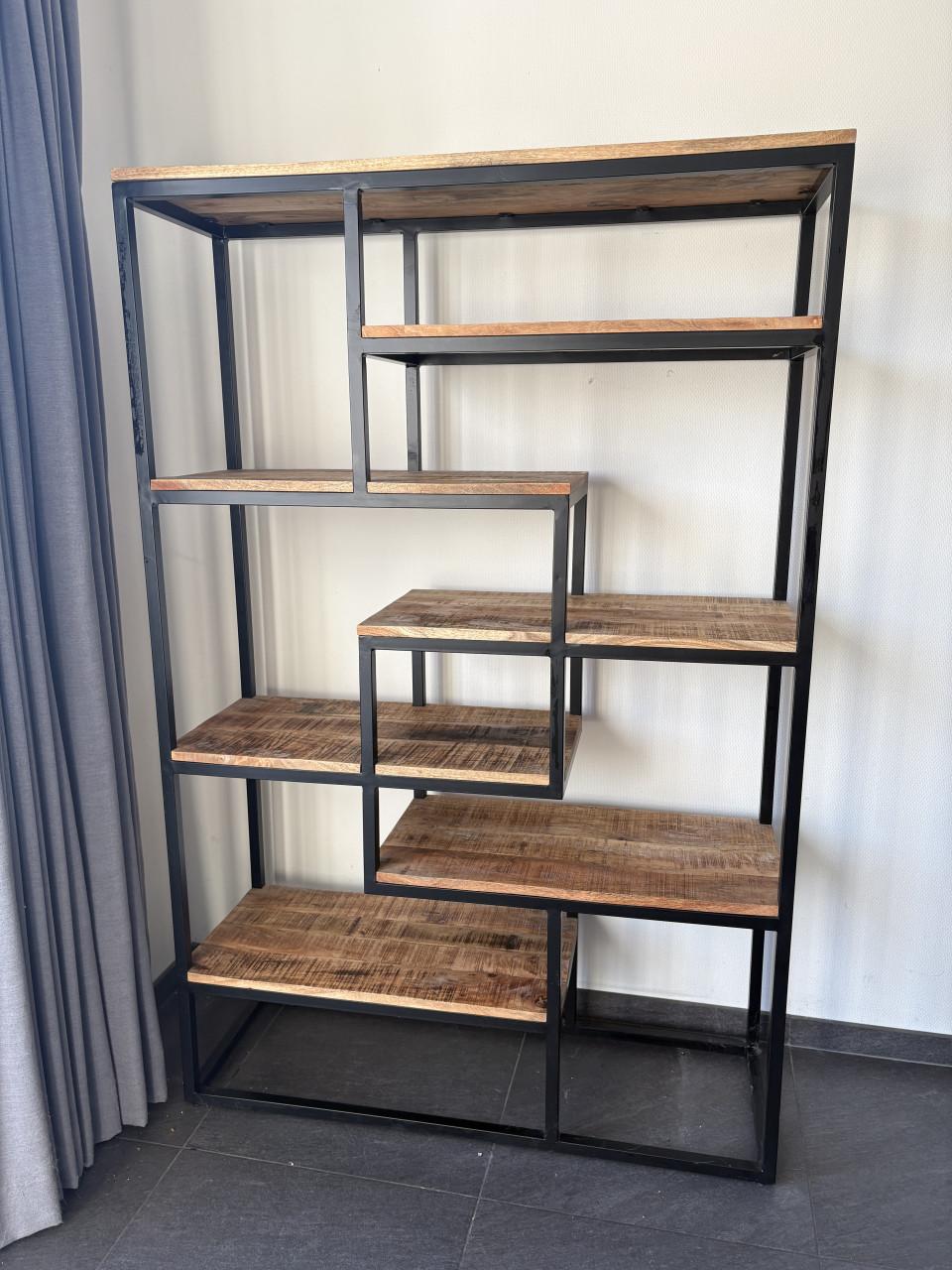 Industrieele open kast