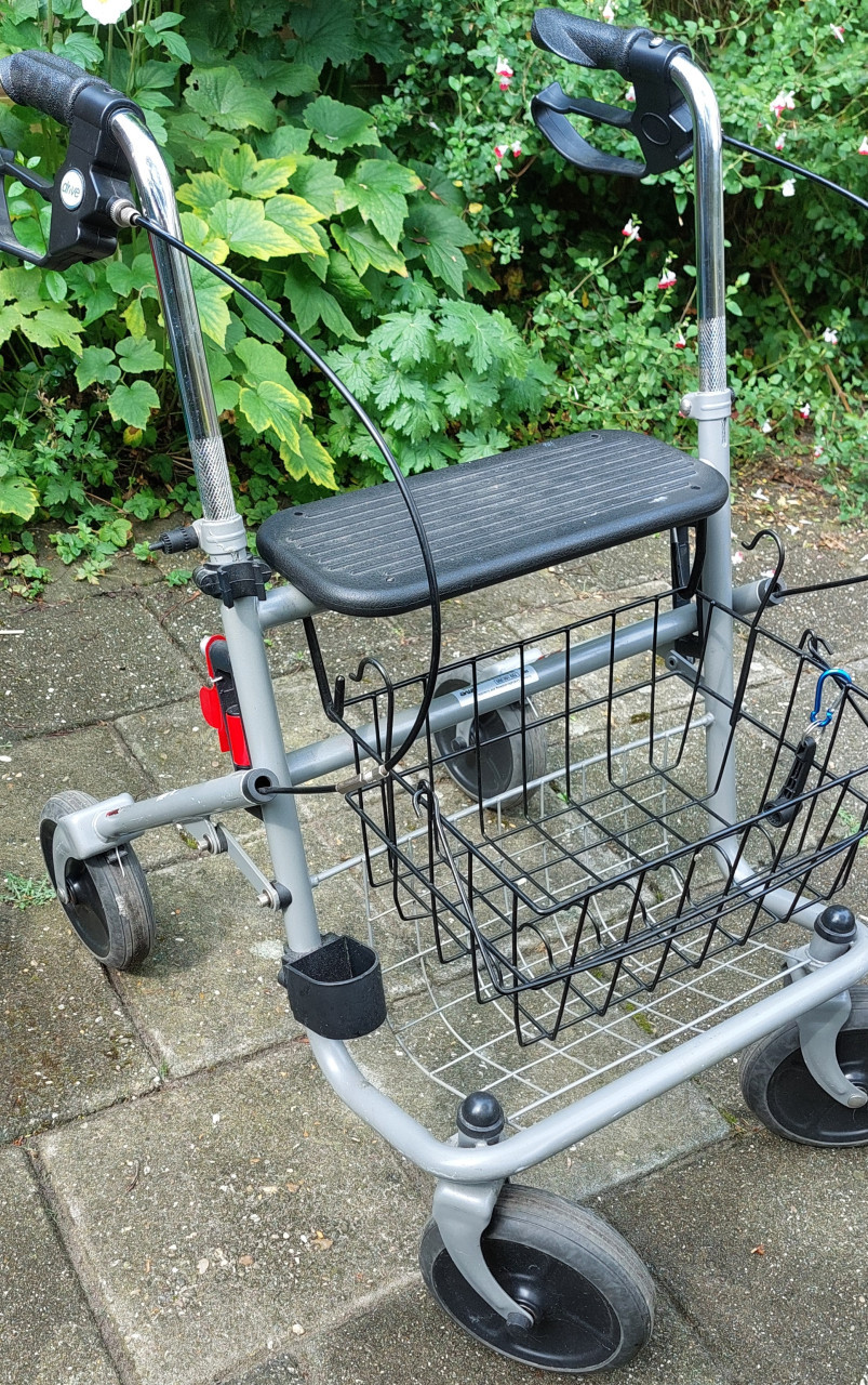 Rollator (in goede staat)