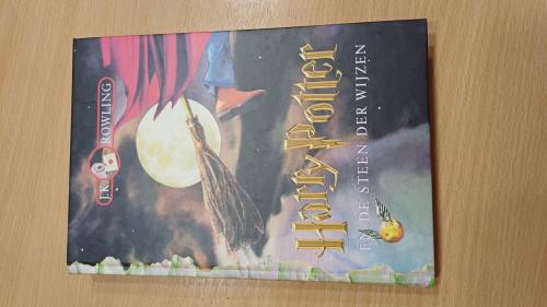 Harry Potter en de Steen der Wijzen (hardcover ongelezen)