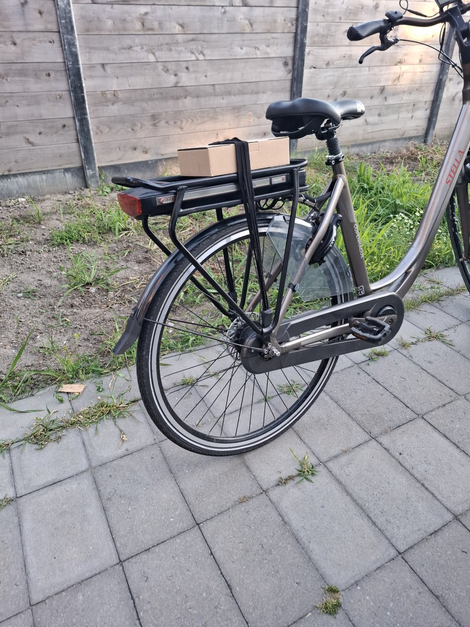 Stella copenhague elektrische fiets (moet snel weg)