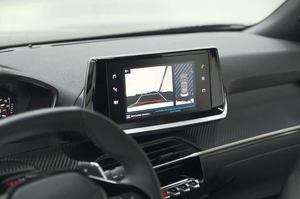 Peugeot 2008 puretech 130 active pack | trekhaak | camera | navigatie | par