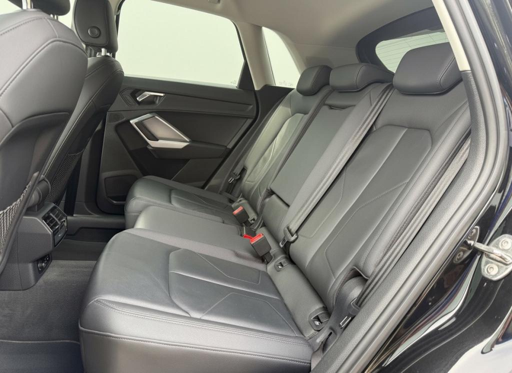 Audi Q3 35 tfsi pro line s 150pk