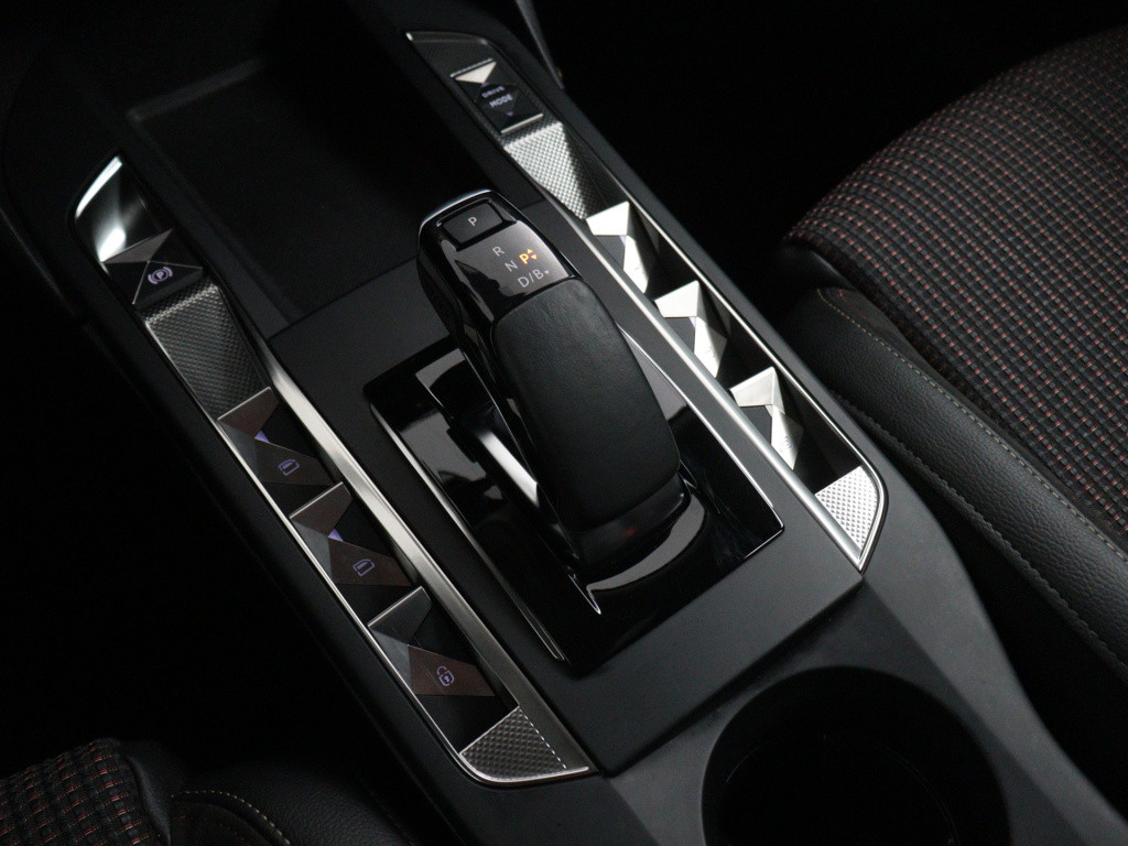 Ds Ds 3 e-tense performance line 54 kwh | achteruitrijcamera | draadloos ap