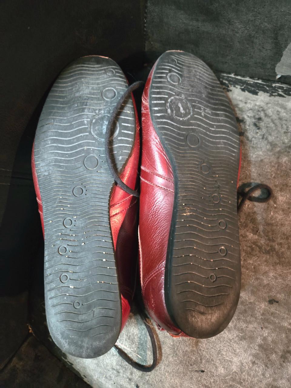 Rode 22 Octobre schoenen Maat 40