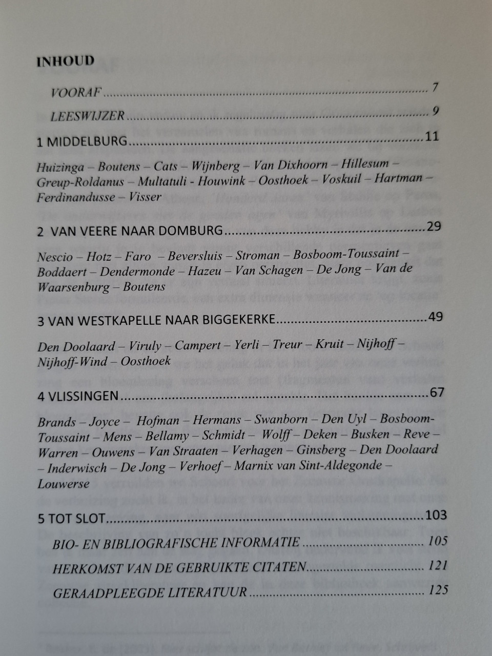 Langs literaire locaties op Walcheren, een wandel- en fietsgids,60 locaties