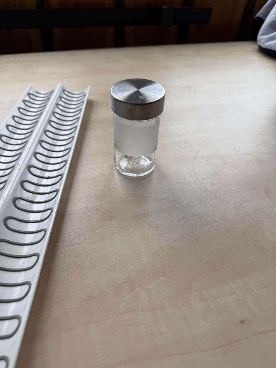 Kruidenpotjes en rails