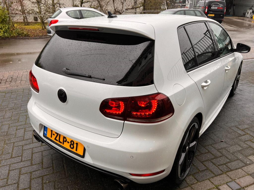Volkswagen Golf 2.0 gti edition 35