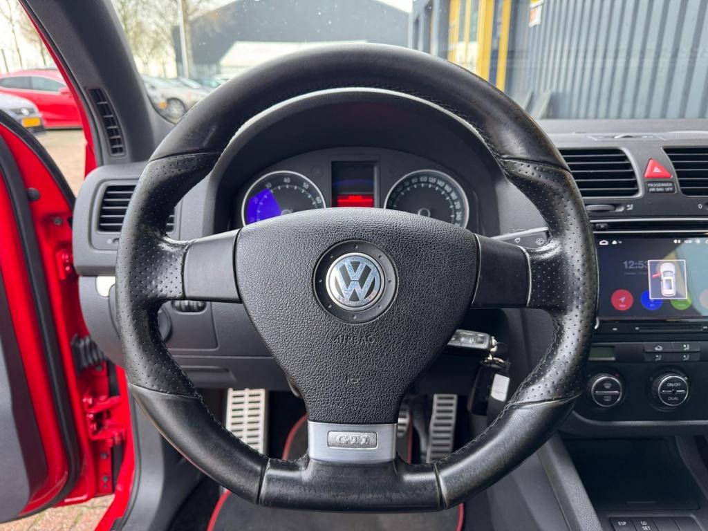 Volkswagen Golf 2.0 tfsi gti
