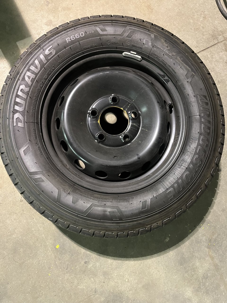 Renault master wielen / banden/doppen