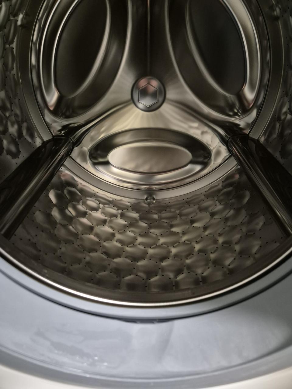 Miele wasmachine: praktisch nieuw met 2 jaar fabrieksgarantie