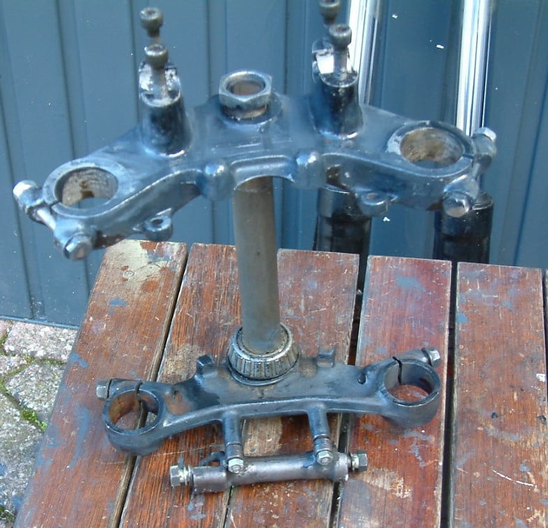 Voorvorken 35 mm clippon stuur  kroon stuk  benzine tank  honda boldor