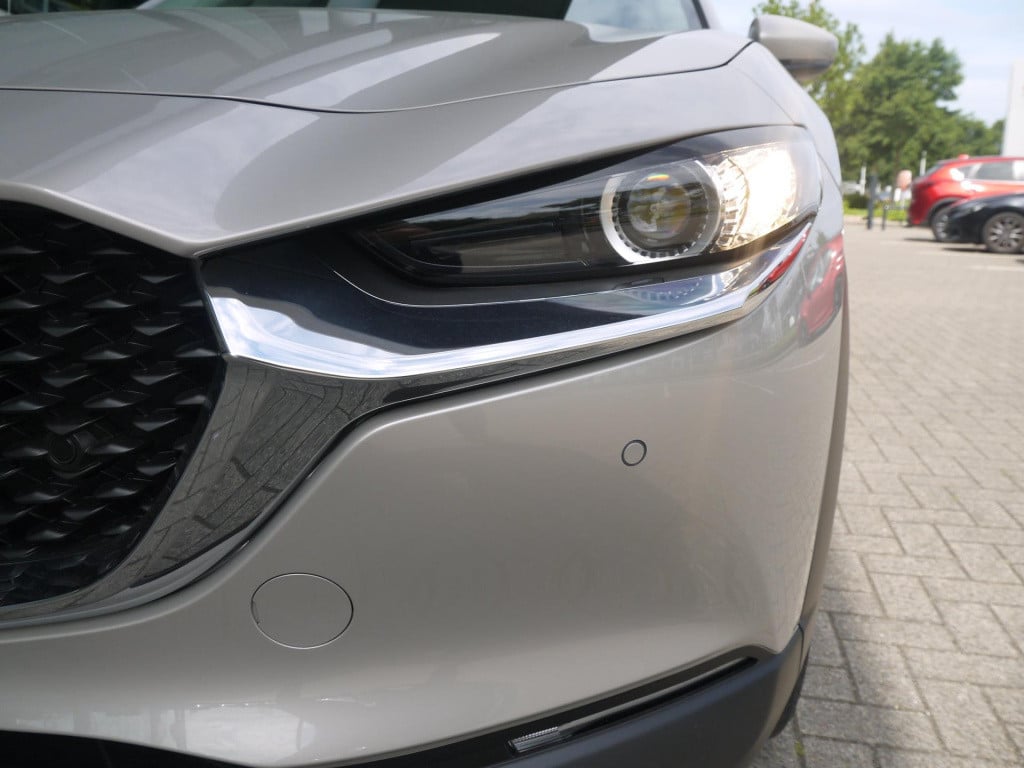 Mazda Cx-30 2.5 e-skyactiv-g m hybrid centre-line