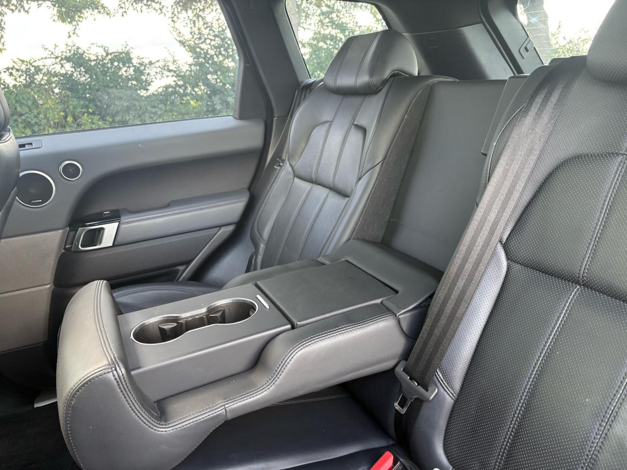 Range Rover Sport 3.0tdv6 / Bj2014 / 285 DKM / PANO / VOL