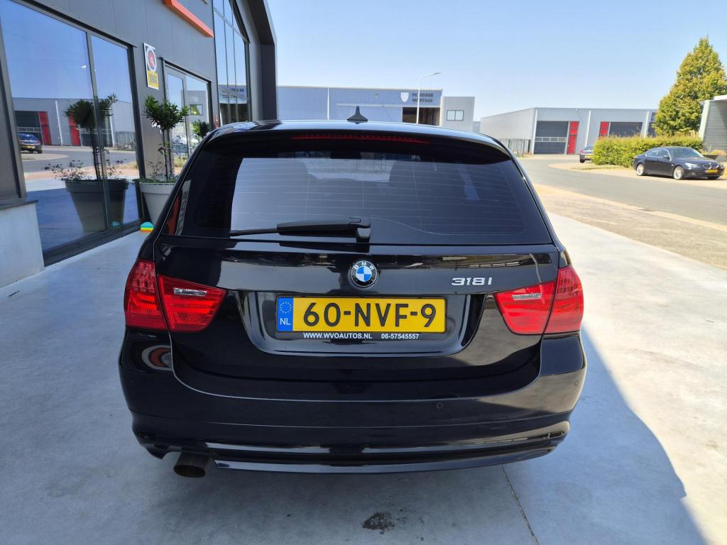 BMW 3-serie touring 318i business line style