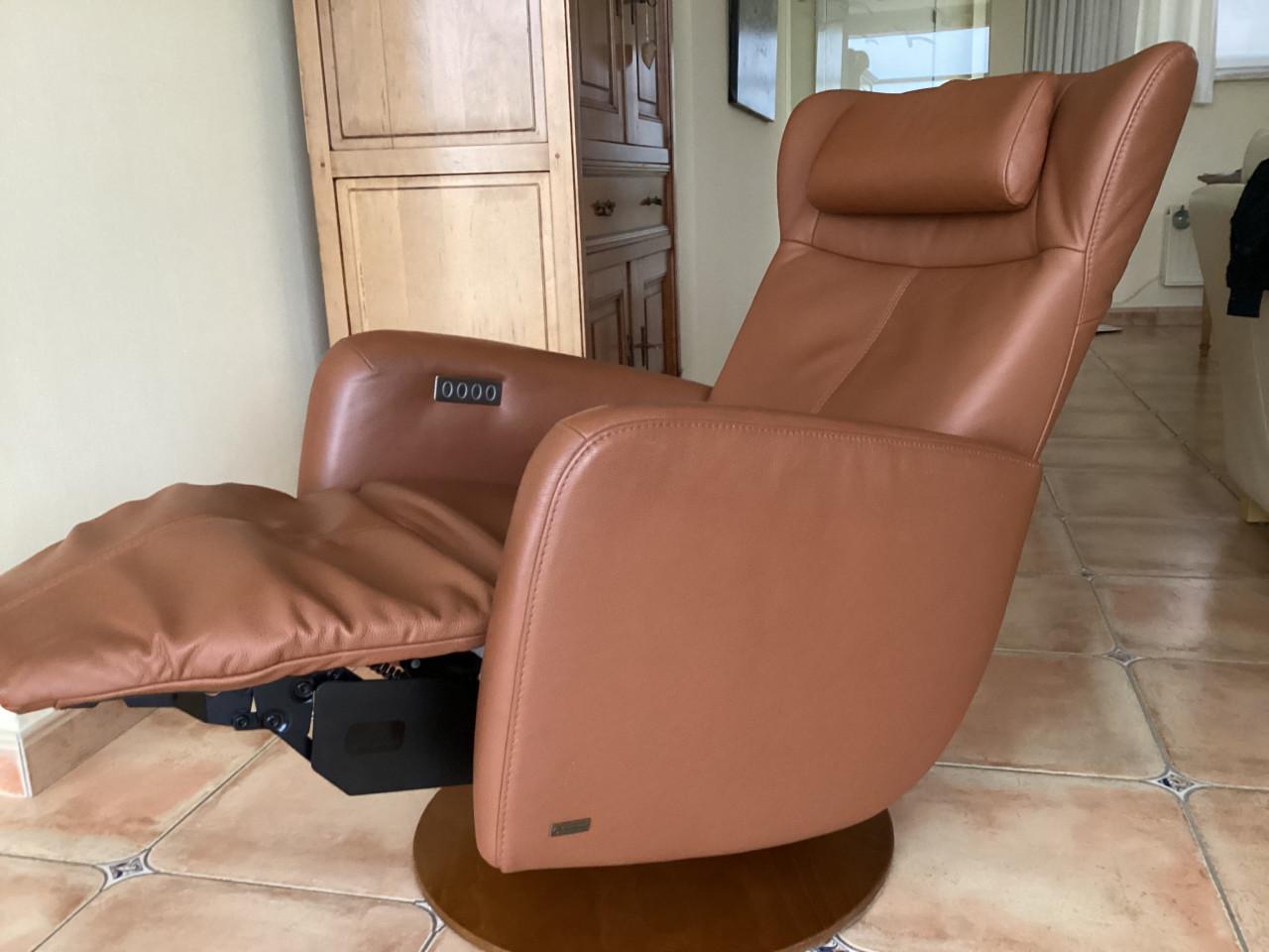 Prominent sta-op stoel/relax(draadloos)accu((showroomstaat)