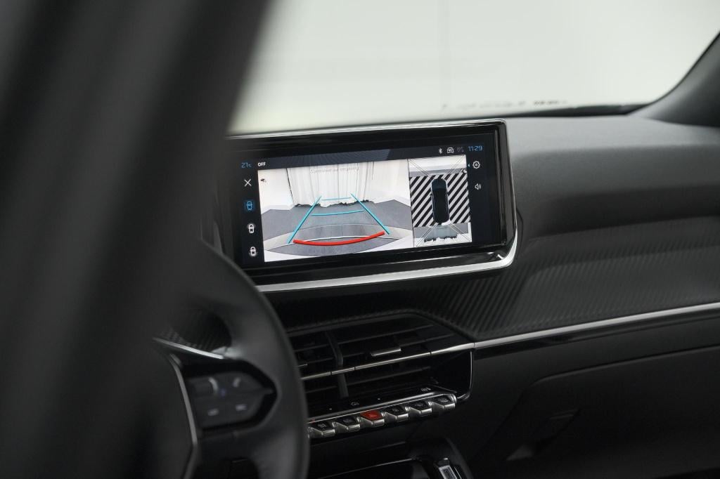 Peugeot 2008 puretech 100 allure | allseason banden | 360 camera | adaptiev