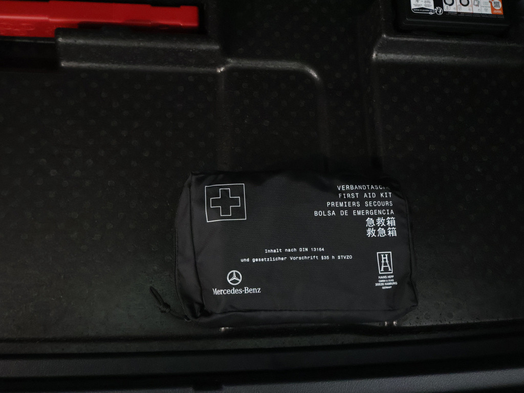 Mercedes-Benz Eqb 250+ business solution 71 kwh | parkeerpakket met achteru