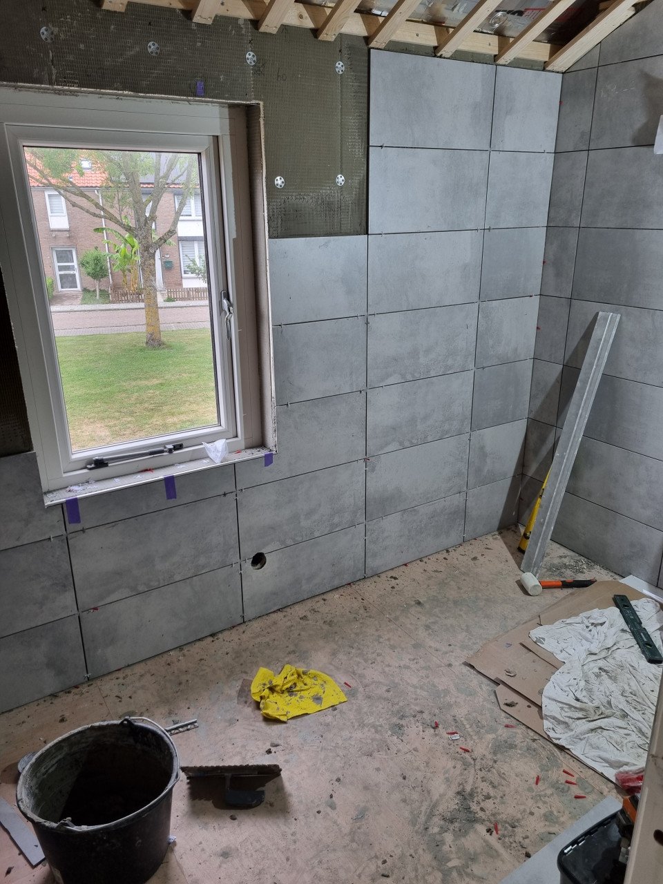 Laminaat of pvc laten leggen? (ook andere klussen)