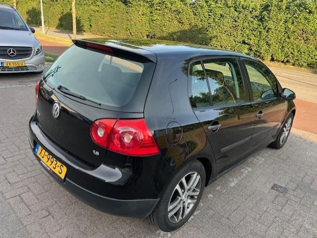 Volkswagen Golf 1.6 trendline automaat