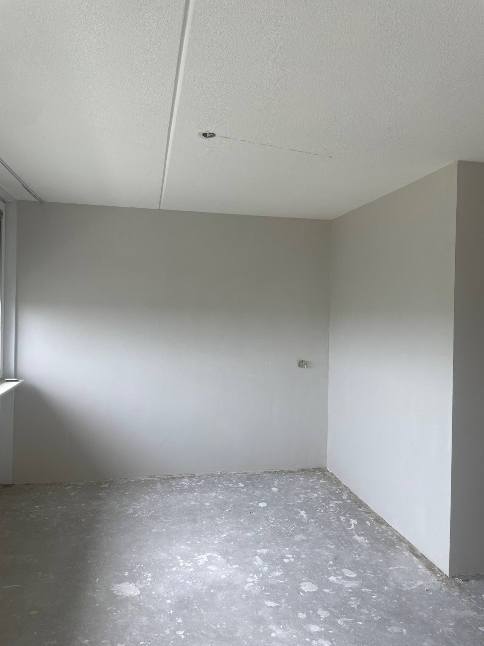 Stukadoors & Schillderwerk : 0687255401.