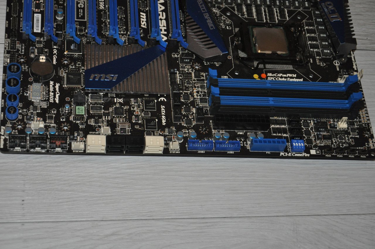 Te koop moederbord MSI
