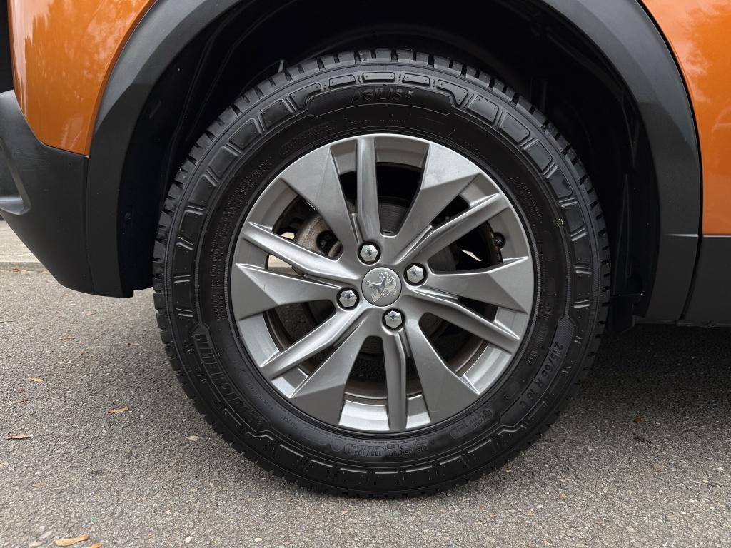 Peugeot 2008 1.2 puretech active