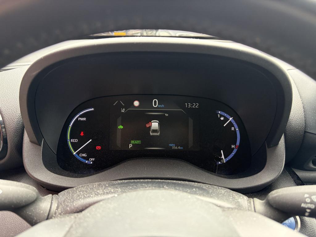Toyota Yaris Cross 1.5 hybrid dynamic | climate | adap. cruise | navi!