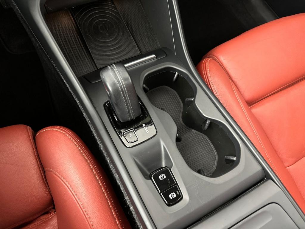 Volvo XC40 t5 248pk awd intro ed| pano| 360camera| adap.cruise| leder