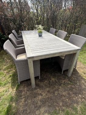 Tuintset met teakhouten tafel