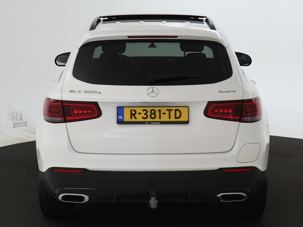 Mercedes-Benz Glc 300 e 4matic premium plus | trekhaak | panoramadak | sfee