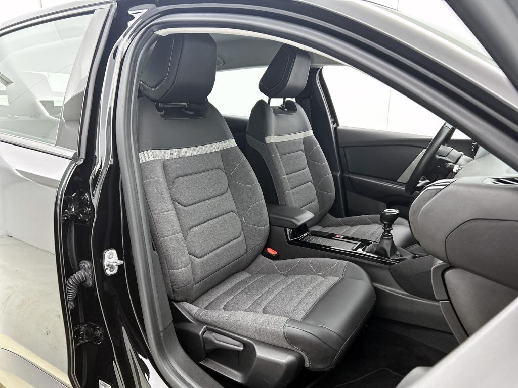 Citroen C4 130 pk feel edition | rijklaar | navigatie | comfort seats | 360
