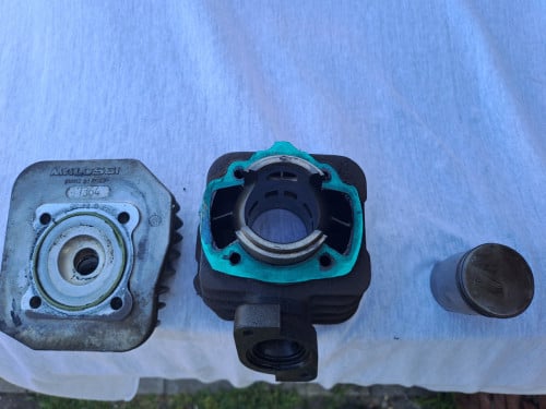 Te koop 50 cc malossi set voor peugeot vivacity