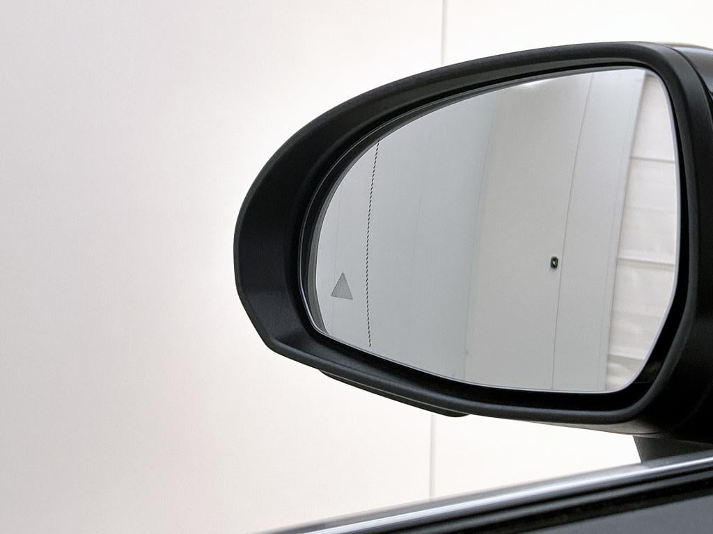 Mercedes-Benz Glc 300 e 4matic luxury plug-in hybride | avantgarde advanced